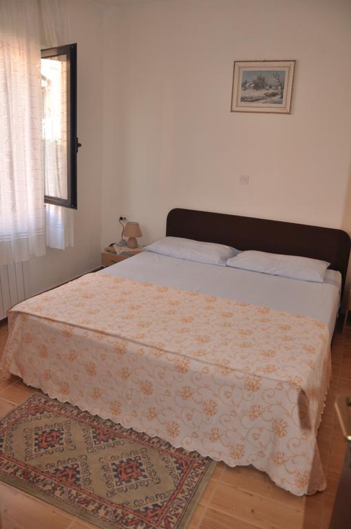 Franko Apartmani Zambratija  Ngoại thất bức ảnh