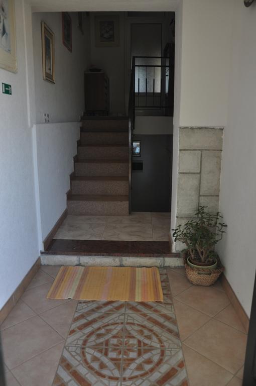 Franko Apartmani Zambratija  Ngoại thất bức ảnh